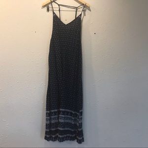 EUC LuLu’s maxi dress